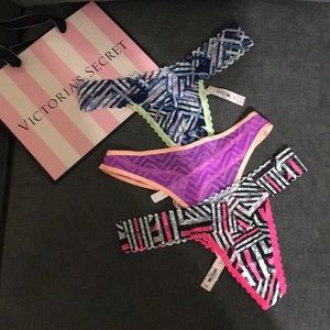 Victoria’s Secret 3 Lace Thongs NWT Medium